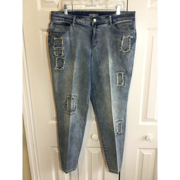 Via Ritina y2k Style Distressed Bling Denim Cropped Jeans - Picture 2 of 6